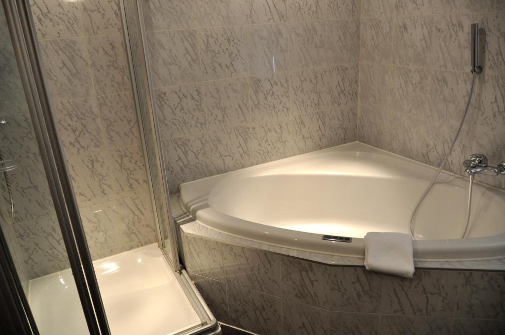 Hotel De La Paix Champéry Zimmer foto