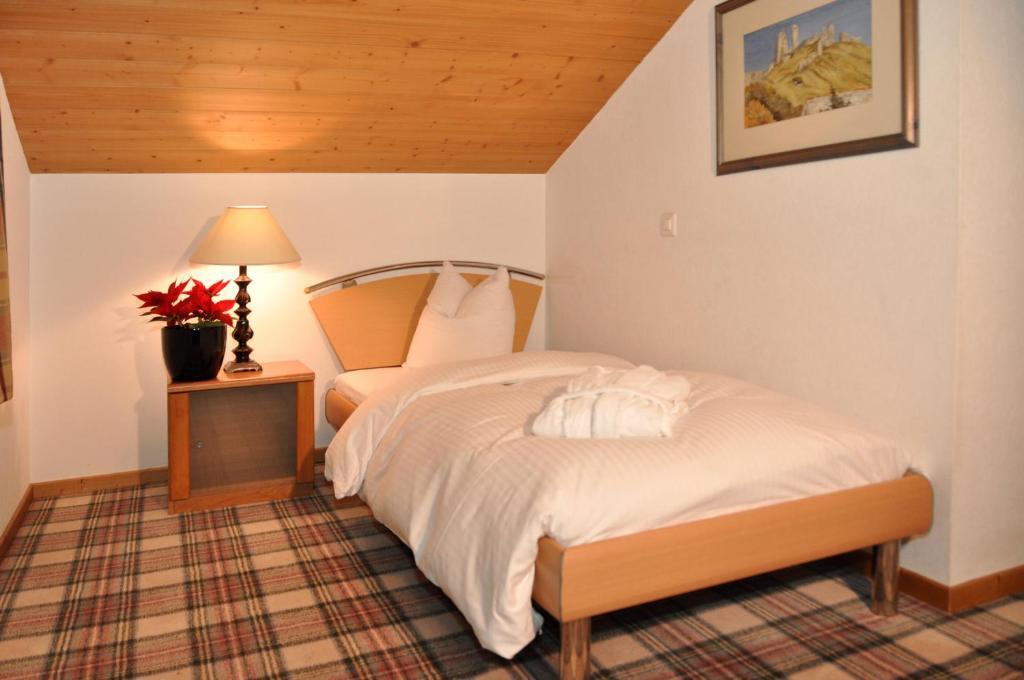 Hotel De La Paix Champéry Zimmer foto