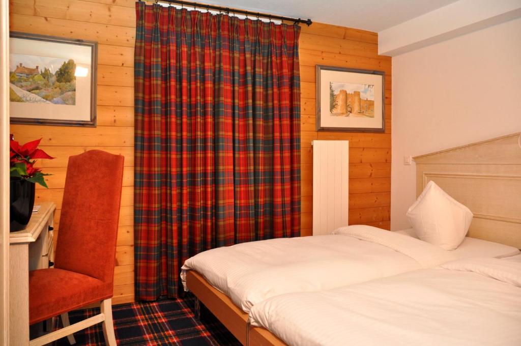 Hotel De La Paix Champéry Zimmer foto