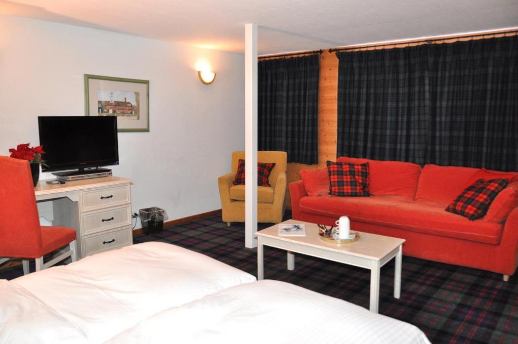 Hotel De La Paix Champéry Zimmer foto
