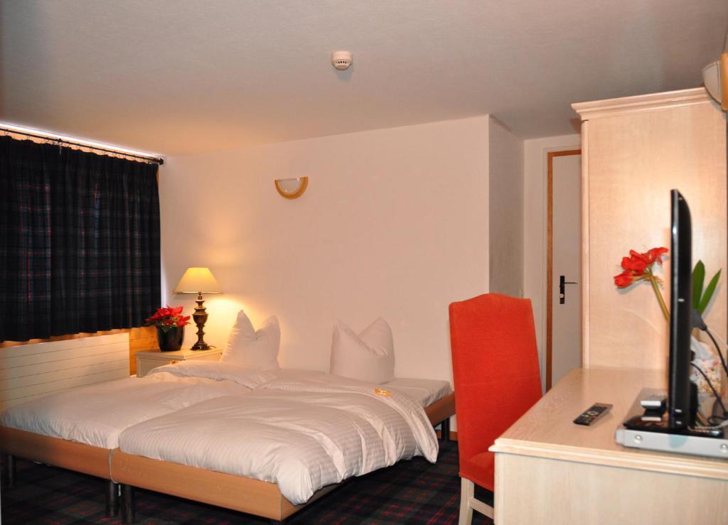 Hotel De La Paix Champéry Zimmer foto
