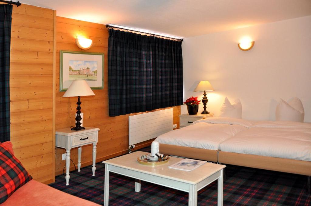 Hotel De La Paix Champéry Zimmer foto